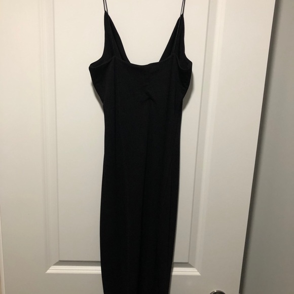 Black spaghetti strap dress - Picture 2 of 2